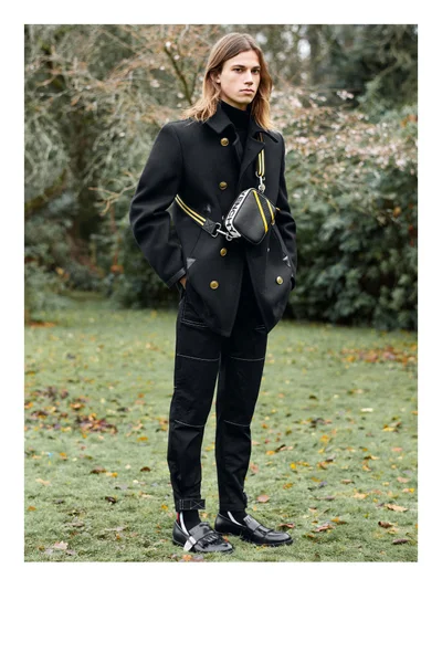 Look 14
